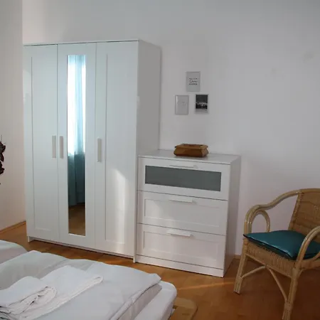 度假居 Haus Sonnental, Velden Am Woerthersee *